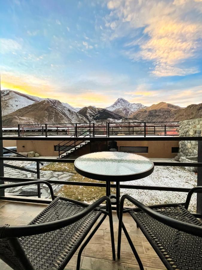 Belmonte Kazbegi Hotel ภายนอก รูปภาพ